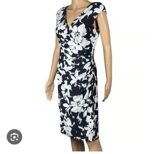 Lauren Ralph Lauren Navy And White Floral Sleeveless Wrap Dress Sz 4